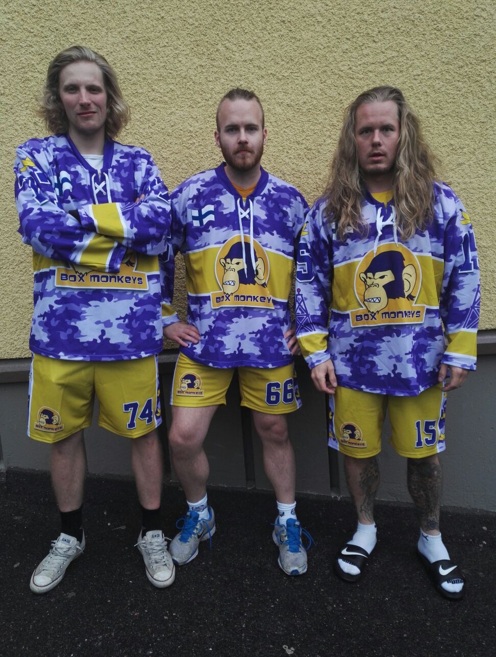 Box Monkeys kapteenisto ja uudet peliasut
